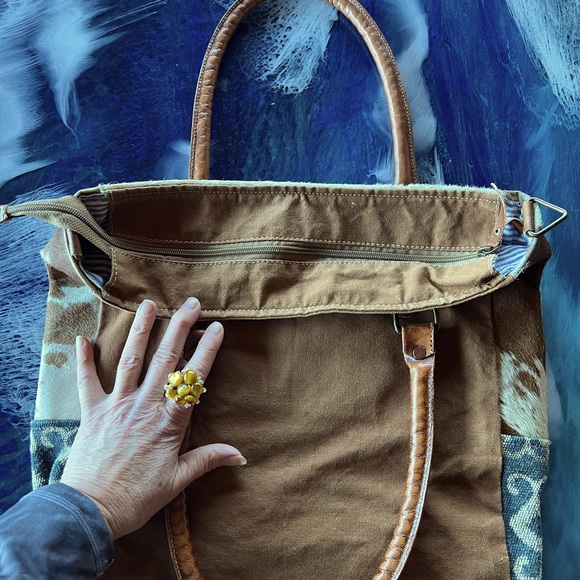 BUY or BUNDLE NEW! Patchwork Western, leather, suede, canvas,removable strapTOTE - Picture 9 of 16